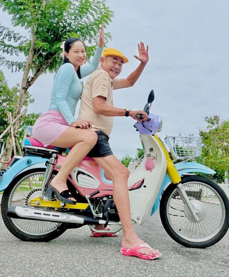 Sao Việt có nhà mới năm 2026: Lê Phương từng "trắng tay" khi sinh con, NSND Việt Anh và vợ kém 36 tuổi thoát cảnh ở trọ - 9