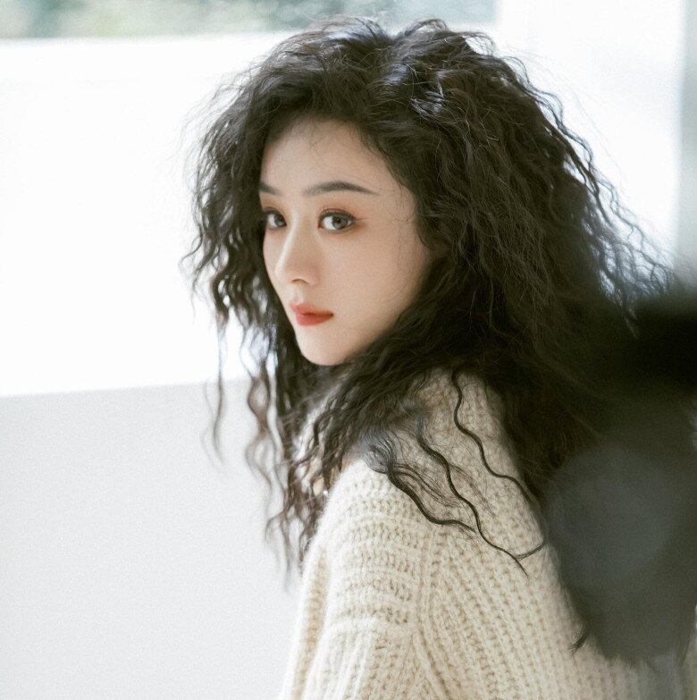 Phụ nữ sinh 5 ngày âm lịch này đẹp sướng từ trong trứng, "thở thôi" cũng được yêu mến - 4