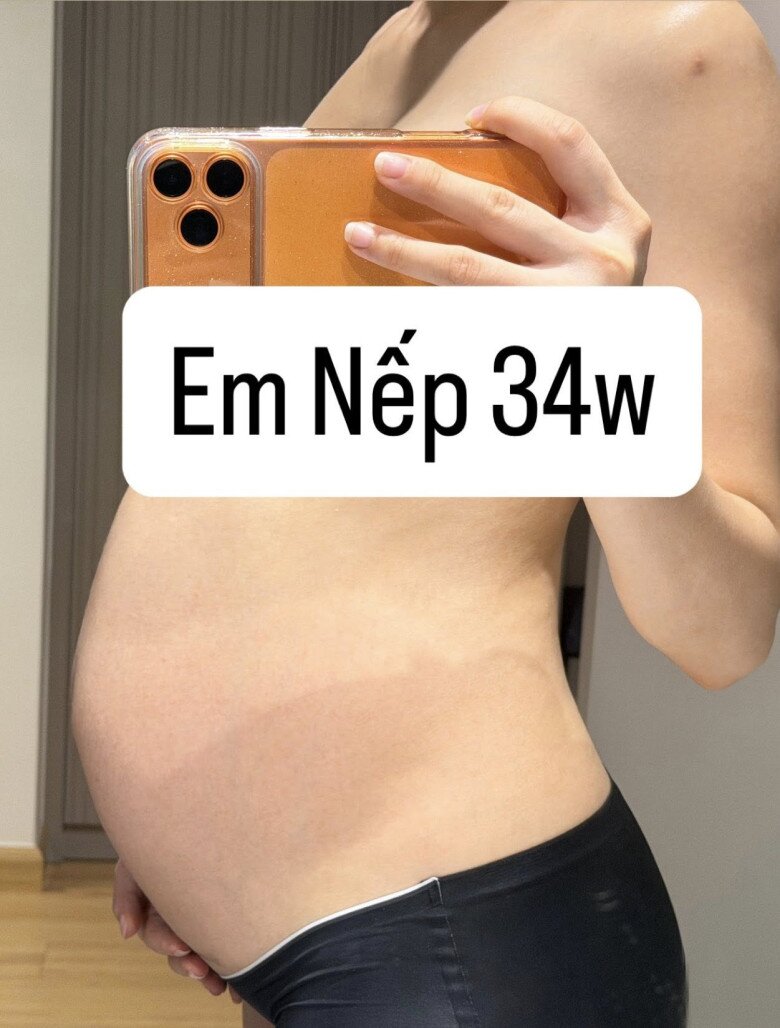 Á khôi Hà Nội 2025 khoe bụng đẹp nõn nà láng mịn không vết rạn, không ngờ đã là lần thứ 2 có bầu - 2