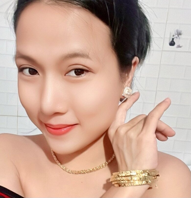 Mỹ nhân phim Trấn Thành thông báo đẻ con trước thềm Tết Bính Ngọ, được mẹ chồng thưởng vàng đeo "đỏ người" - 3