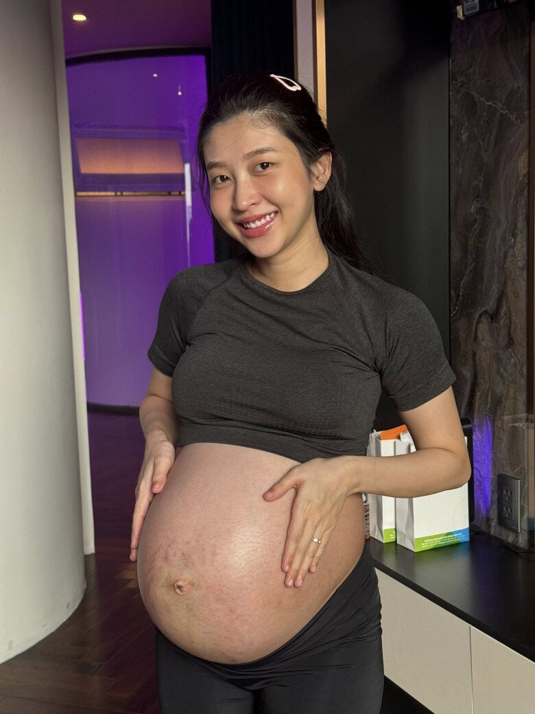 Bạn trai “trắng tay” vẫn yêu, mỹ nhân miền Tây được hỏi cưới 20 cây vàng, đẻ một mạch 1 trai 1 gái body miễn chê - 6