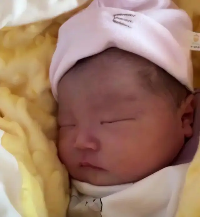 "Ăn cơm trước kẻng" dính bầu, cô gái 19 tuổi thách cưới 750 triệu đồng rồi suy sụp trước thái độ của nhà trai - 2