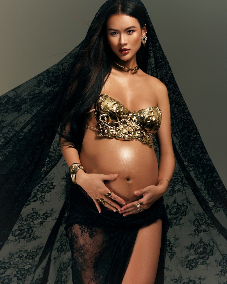 Không nhận ra mỹ nhân Việt thi Hoa hậu: Dính bầu bụng rạn vượt mặt, chồng doanh nhân kêu "Phá thế" - 8
