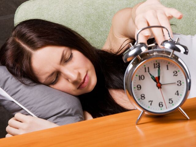 Ngủ nướng có phải là cách tốt nhất để hồi phục sức khỏe trong dịp Tết? 10 người trả lời thì hết 9 chọn sai