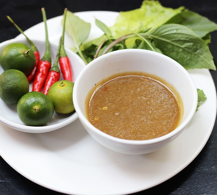 Đến Nghệ An nhất định không được bỏ qua món này, làm cực kỳ công, nhắc đến tên là thèm, giá chỉ từ 30.000 đồng - 4