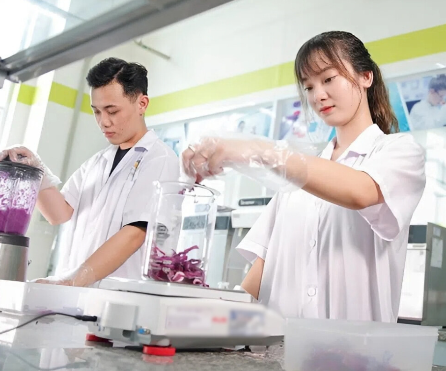 Ngành học then chốt trong sản xuất thực phẩm, ra trường được nhà tuyển dụng “trải thảm đỏ” săn đón - 1