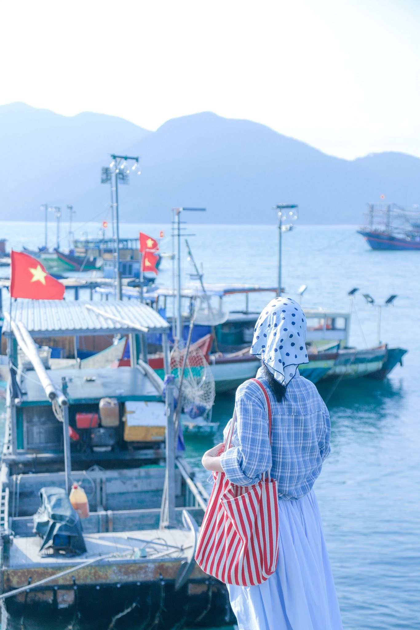 Cách trung tâm Quảng Ninh khoảng 60km có hòn đảo hoang sơ ít ai biết, được ví là “viên ngọc xanh” vùng đất mỏ - 2