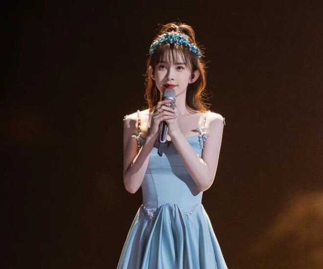 “Chị đẹp” thích diện đầm xuyên thấu yêu toàn trai trẻ đáng tuổi cháu, cưới và ly hôn chỉ trong 3 ngày - 1