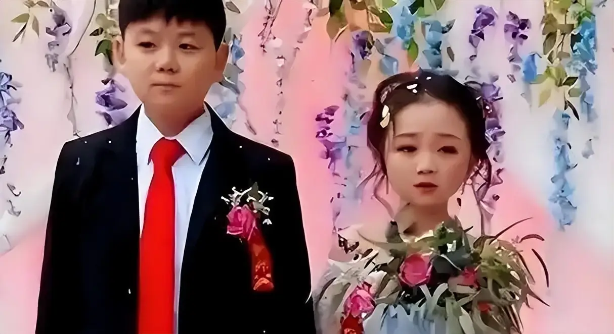 Cô gái 1m3 cưới chồng cao 1m48, sau kết hôn chồng cô bỗng cao lên và cái kết - 4