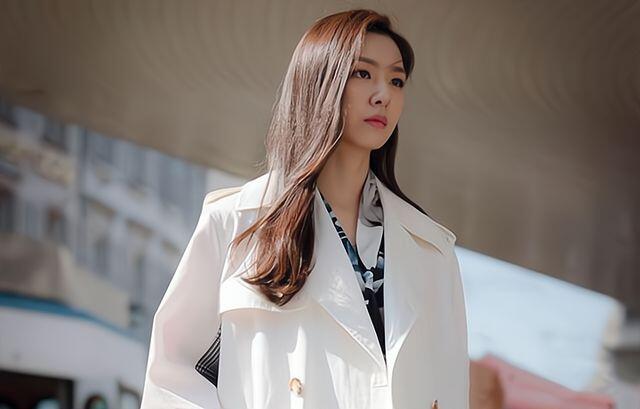 Được anh rể nuôi học đại học, khi kiếm được 100/tháng, tôi về báo đáp nhưng phát hiện mình đã bị lừa - 2