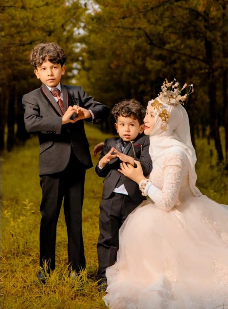 Cô giao vùng quê ly hôn vì chồng cũ ngoại tình đánh đập, giờ lấy chồng Tây kém 8 tuổi, sống sướng như tiên - 7