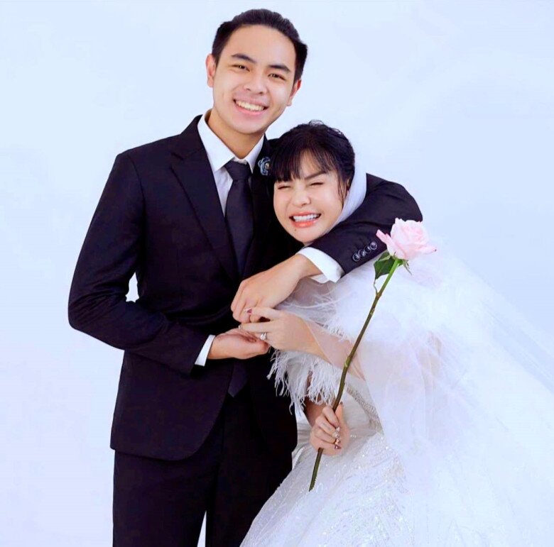 Sự thật việc Cát Phượng không đi viếng đám tang mẹ chồng cũ vì không còn là con dâu - 3