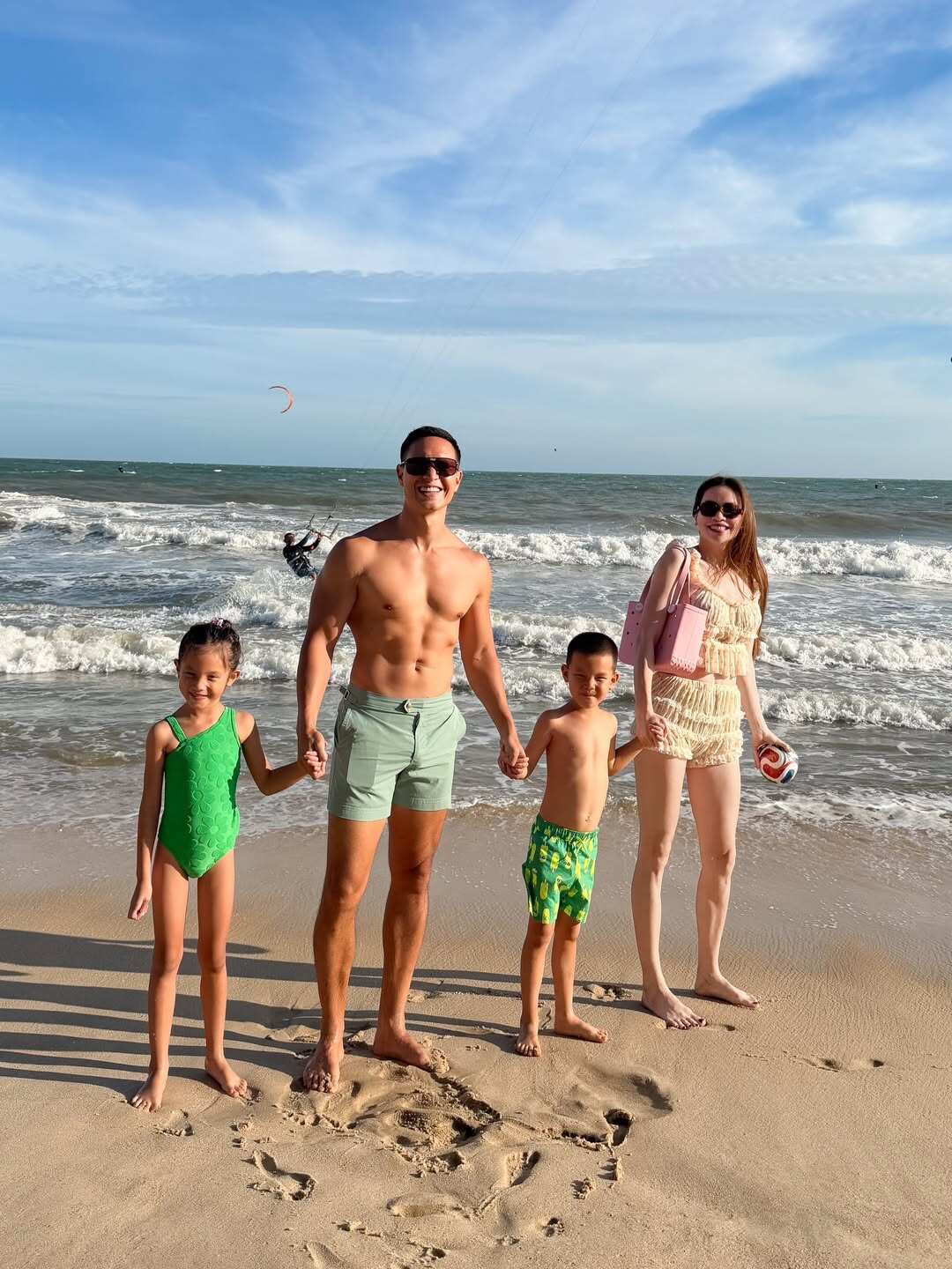 3 con Hồ Ngọc Hà khiến mẹ "nở mũi": Subeo sắp du học New Zealand, Lisa - Leon 5 tuổi biết cả thế giới - 7