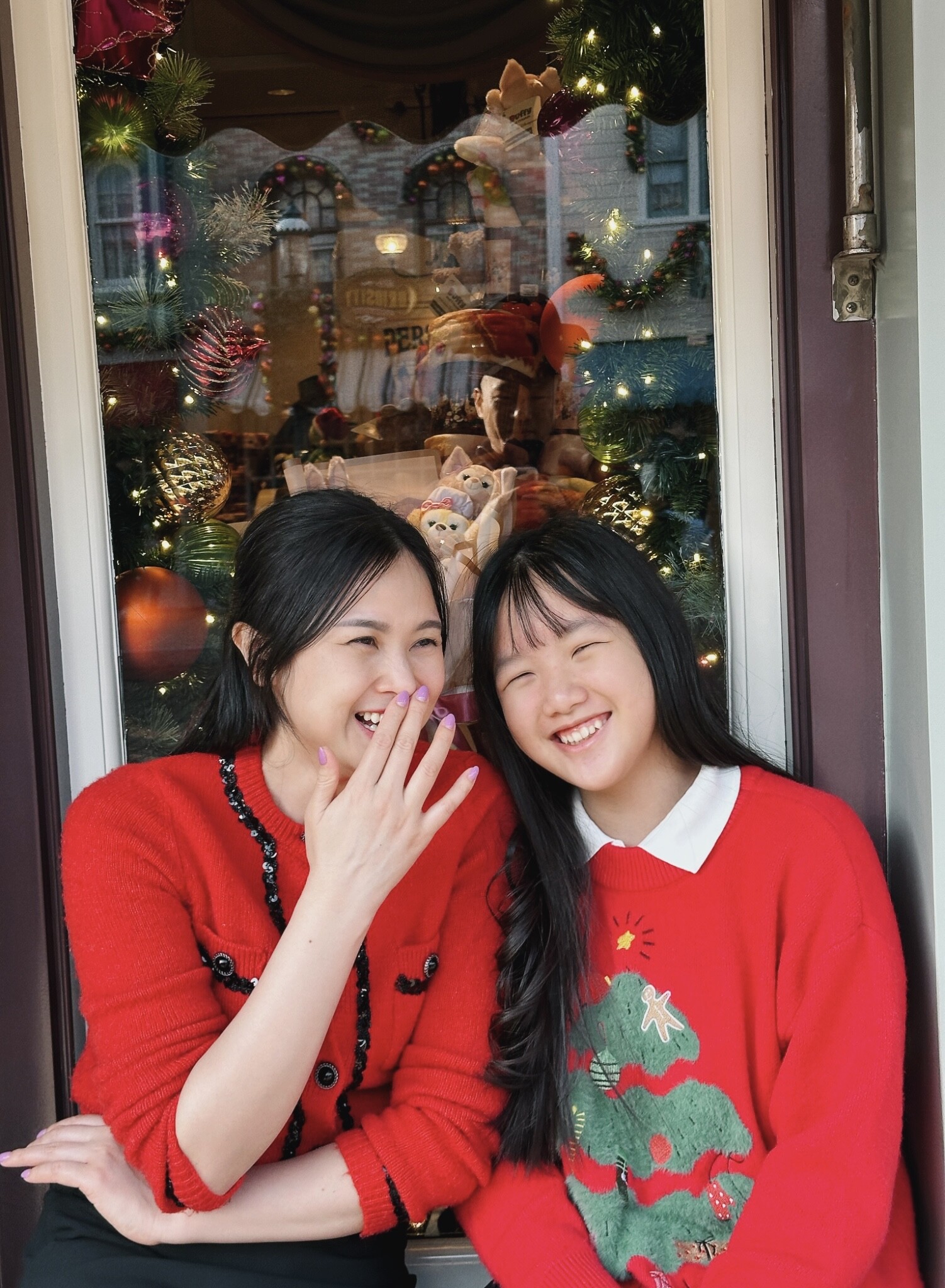 Bé gái chúc Tết bằng 20 thứ tiếng nay thành thiếu nữ xinh đẹp, là ái nữ của BTV nổi tiếng trên VTV - 5