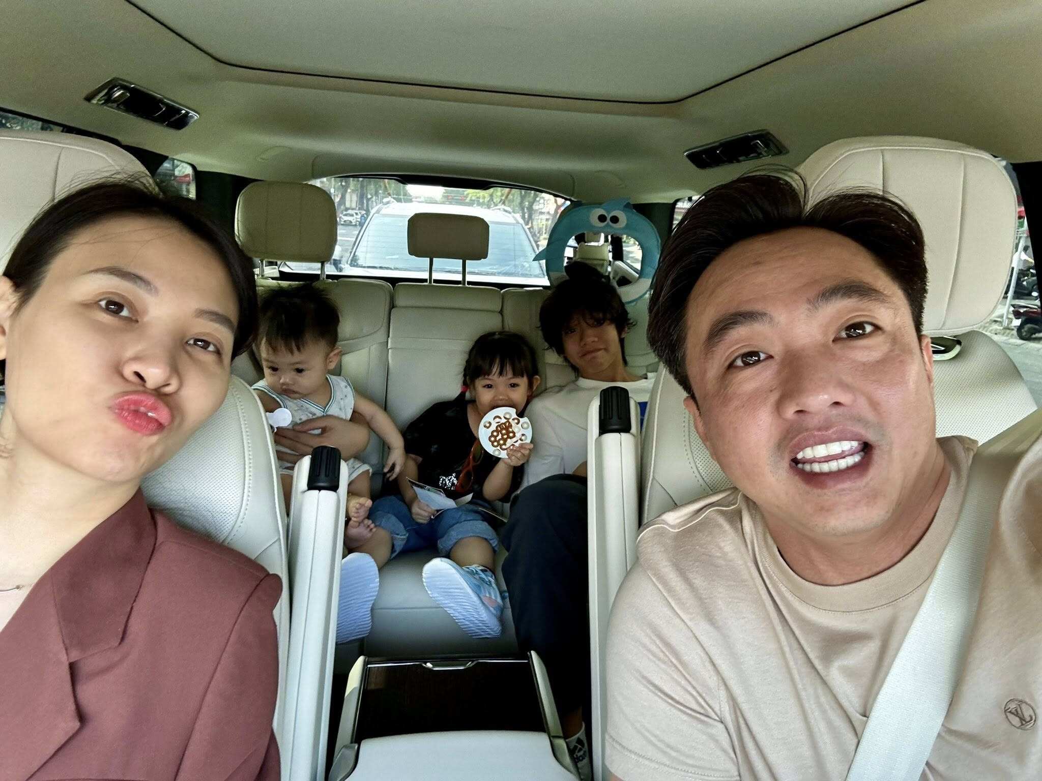 Đàm Thu Trang tình cảm nói cảm ơn chồng, Cường Đô La thấy ngỡ ngàng tưởng vợ bị mất điện thoại - 11