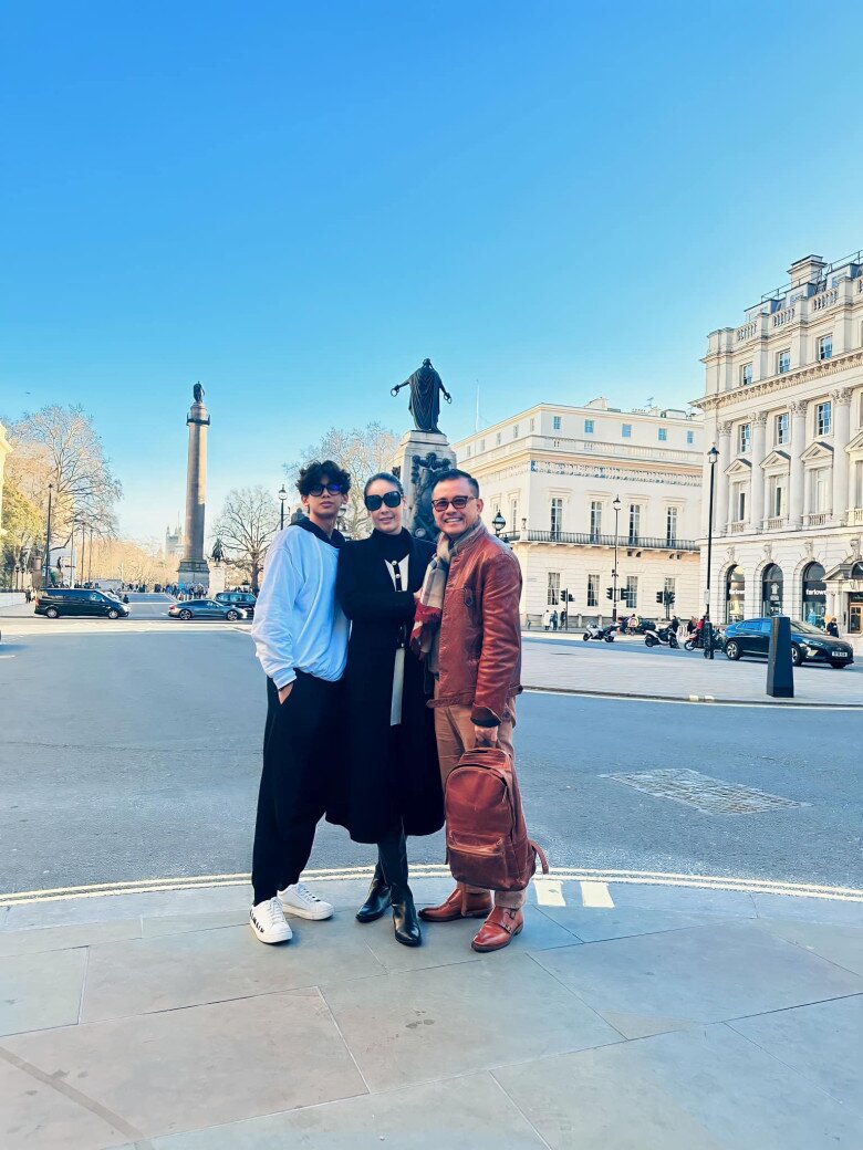 Hà Kiều Anh khoe con trai tròn 18 tuổi cao hơn mẹ, quý tử du học 3 tỷ/năm nay chuẩn bị vào đại học - 6