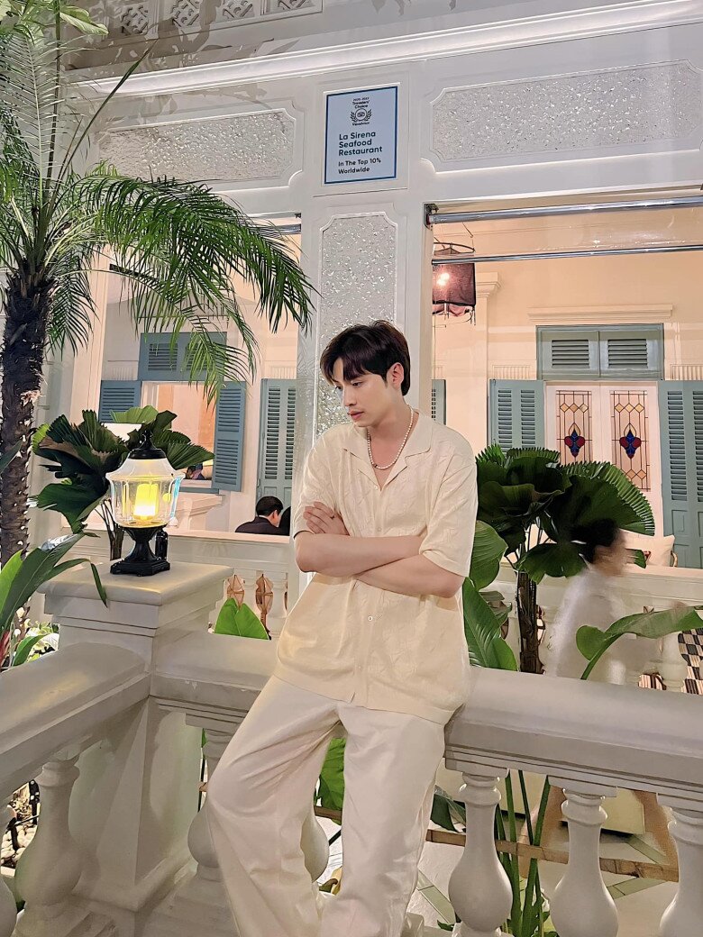 Hà Kiều Anh mừng sinh nhật con riêng của chồng, thiếu gia nhà đại gia Trung Nam điển trai y hệt bố - 3