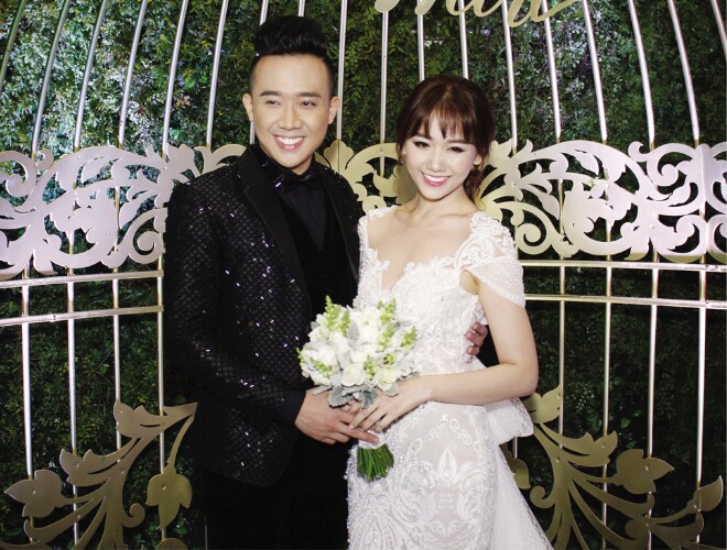 Hari Won nói cảm ơn sau 10 năm yêu Trấn Thành, cứ "gia hạn hợp đồng" là khoe nhẫn kim cương khổng lồ - 1