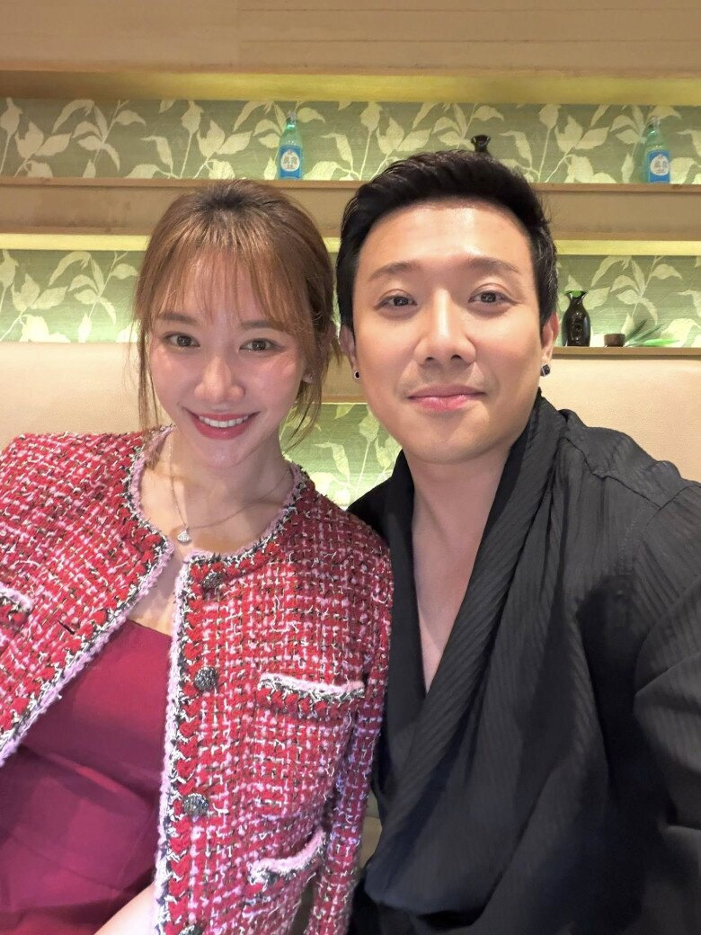 Hari Won nói cảm ơn sau 10 năm yêu Trấn Thành, cứ "gia hạn hợp đồng" là khoe nhẫn kim cương khổng lồ - 8