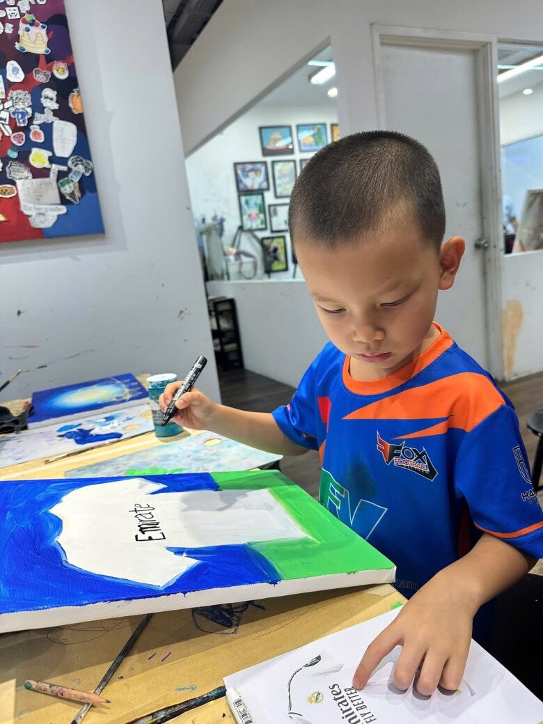 Hồ Ngọc Hà thông báo "tuyển dâu" cho con trai, quý tử tuấn tú từ bé nay rõ nét là "bản sao" của bố - 2