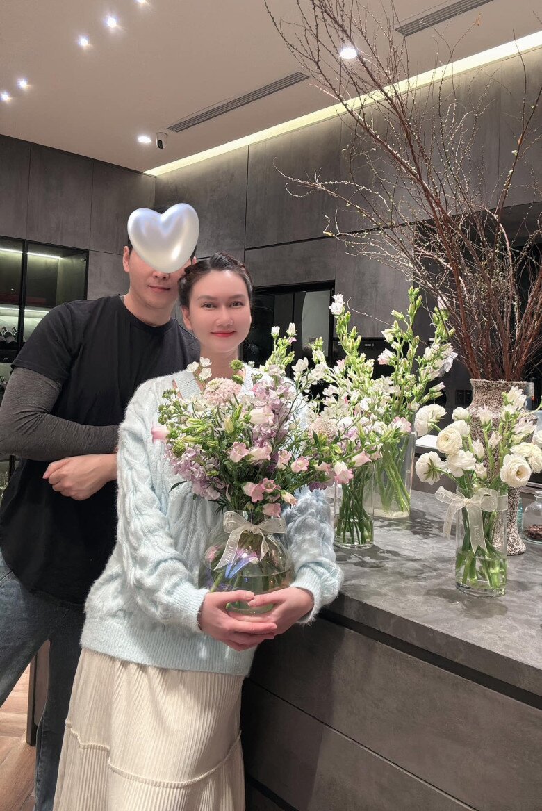 Hương Giang "khổ" vì che mặt chồng thì bị nói "sợ chung", công khai lại được cảnh báo "cẩn thận mất" - 4