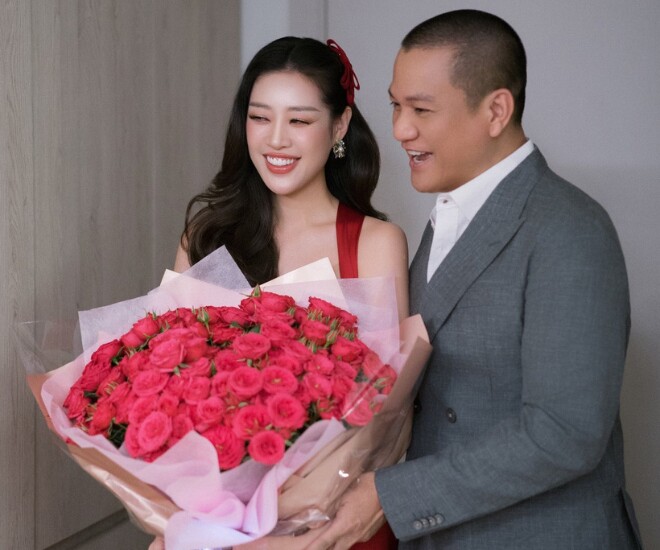 Khánh Vân rơi nước mắt khi đón sinh nhật với chồng hơn 17 tuổi, nhiếp ảnh gia khoe tài nấu ăn dỗ ngọt vợ - 1