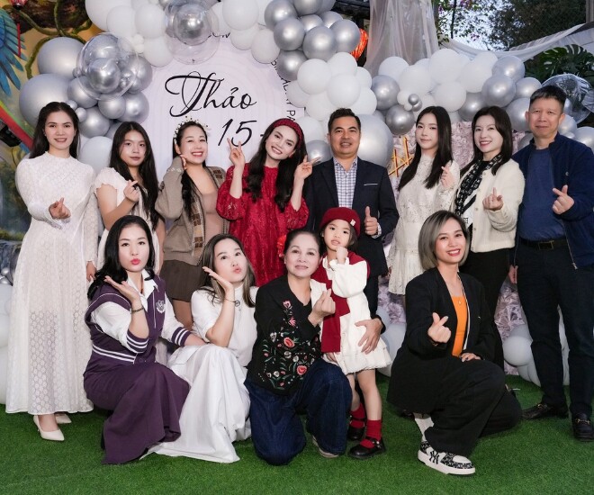 NSND trẻ nhất Việt Nam đón sinh nhật 15+ bên chồng kín tiếng, hưởng cuộc sống hôn nhân ngọt ngào trong biệt phủ 8.000m2 - 1