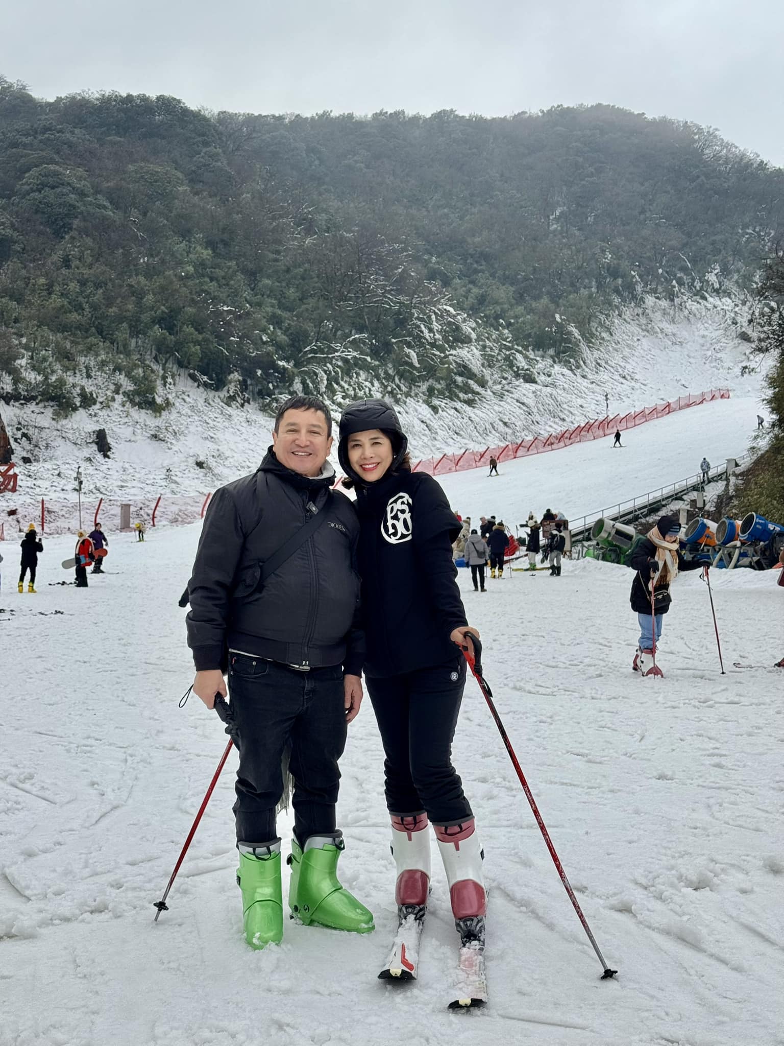 NSƯT Chí Trung ngồi trơ trong căn nhà từng là tổ ấm với vợ cũ Ngọc Huyền, đúc kết kinh nghiệm về "nghĩa vợ chồng"  - 7