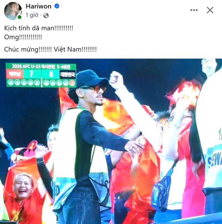 U23 Việt Nam chiến thắng đội tuyển Hàn Quốc: Thủ môn Cao Văn Bình thành người hùng, Trấn Thành "xin lỗi" Hari Won - 4