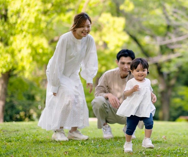 “Ngày xưa bố mẹ còn khổ hơn”: Câu nói biến sự hy sinh trở thành gánh nặng vô hình mà trẻ phải mang - 1