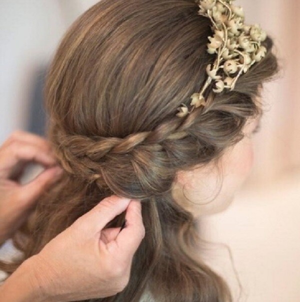 Những kiểu tóc tết xinh xắn nhưng đơn giản, dễ làm tại nhà, cho bé gái tự tin chơi Tết - 7