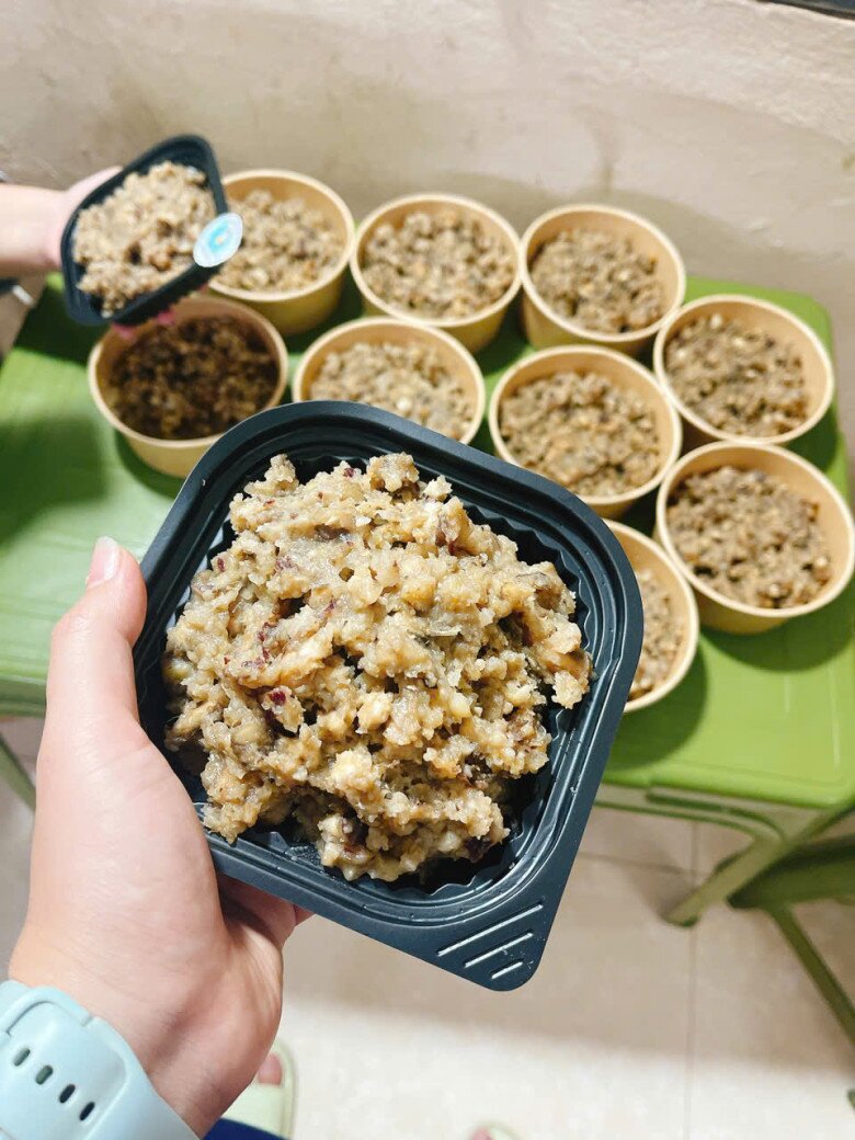 Món "nhà nghèo" xưa ăn đến chán ngán, nay thành đặc sản khoái khẩu được ưa chuộng ở thành phố, giá 120.000 đồng/kg - 3