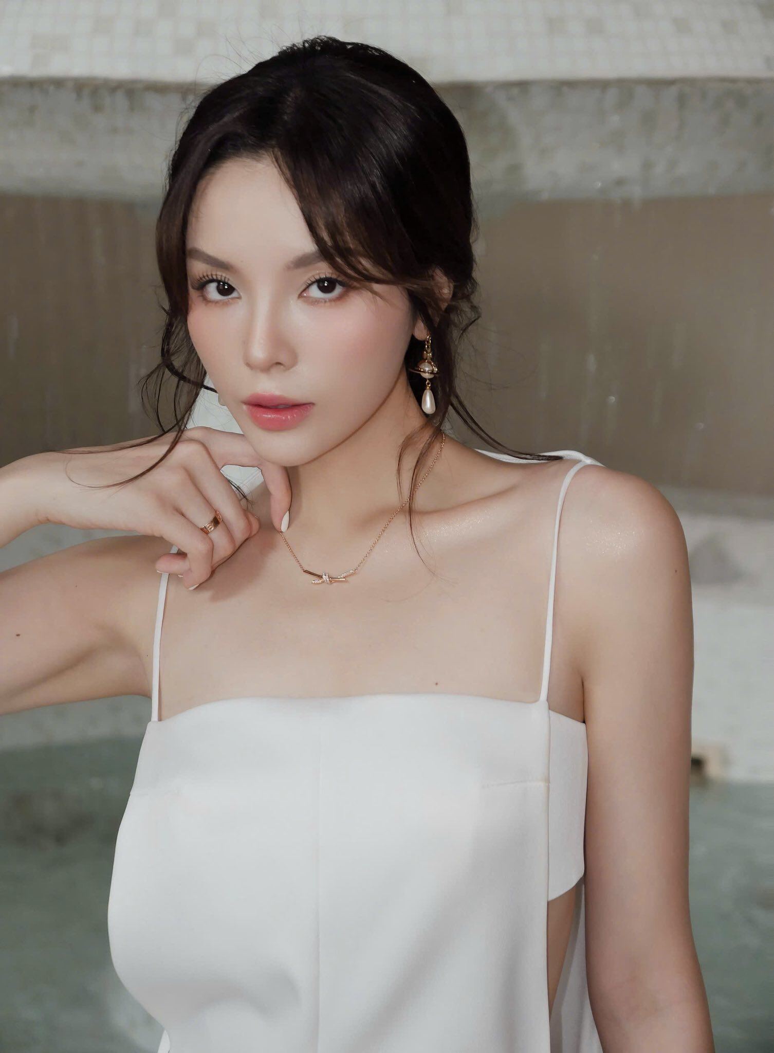 "Flex" đường cong uốn lượn đẹp hút hồn, Hoa hậu Kỳ Duyên thừa nhận sự thật khiến ai nấy ngỡ ngàng - 8