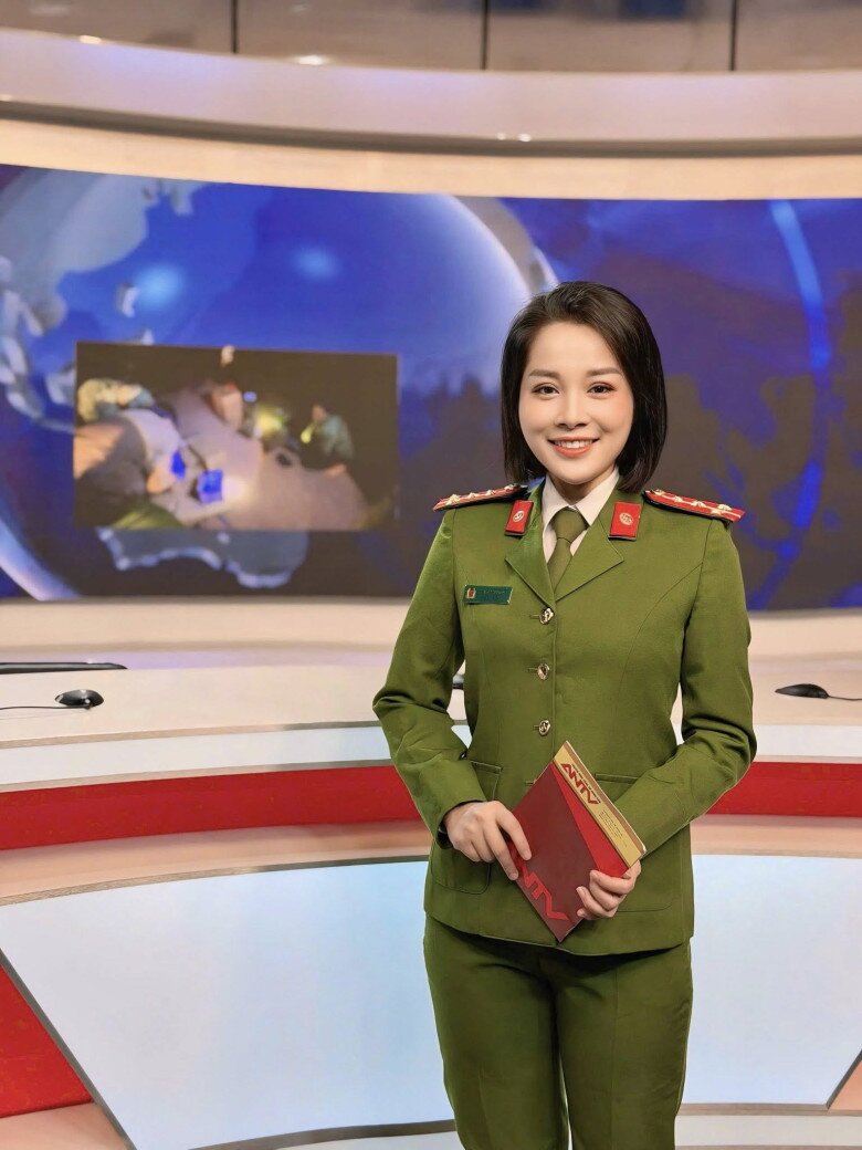 Mỹ nhân đóng nữ chính Nhật ký Vàng Anh nay là Đại úy công an xinh đẹp, nhan sắc U45 khiến nhiều người ngỡ ngàng - 3