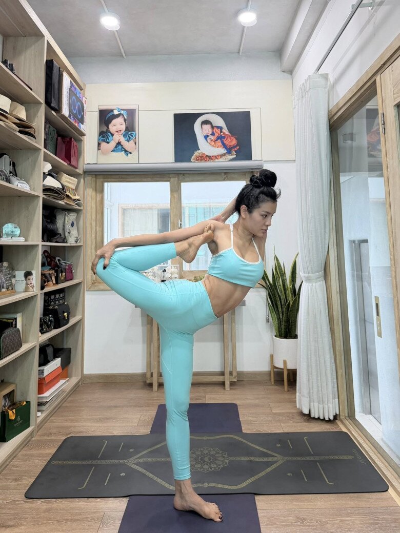 Mỹ nhân lấy "hồng hài nhi" đích thị là mẹ 3 con quyến rũ bậc nhất Vbiz, có "kho" bikini khoe 3 vòng "căng đét" - 12