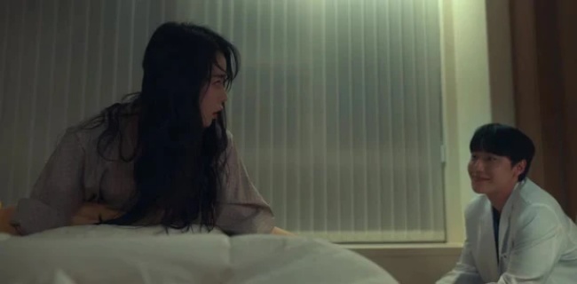 Song Hye Kyo giành mọi vinh quang trên màn ảnh, đời thực hóa ra lại thua đau trước &#34;ác nữ&#34; - 9
