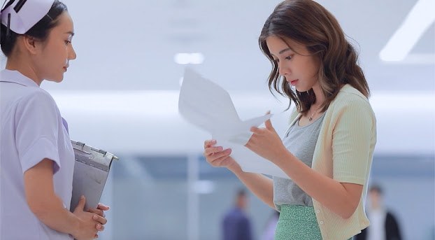 Về quê giỗ bố, nửa đêm nghe lời chị chồng nói mà tôi ứa nước mắt - 1
