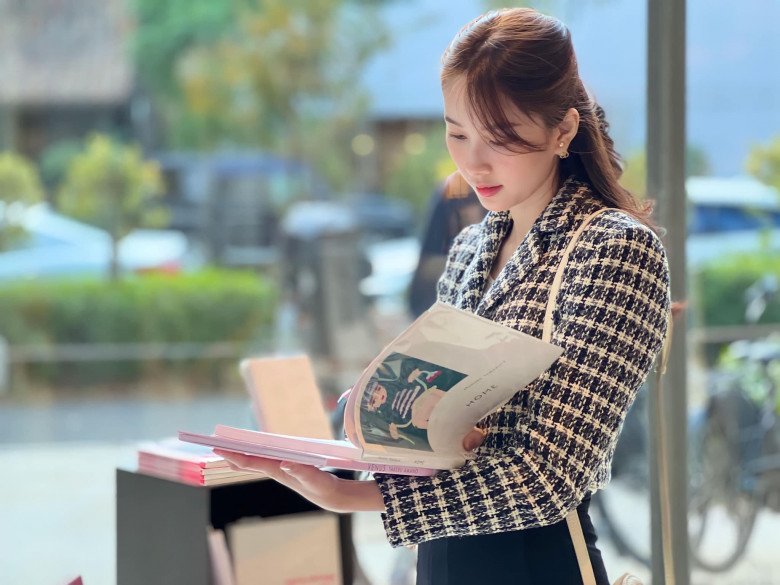 Thần tiên tỉ tỉ Đặng Thu Thảo khoe ảnh đẹp ngất ngây, cớ sao gương mặt trông khác nhẹ thời đăng quang - 12