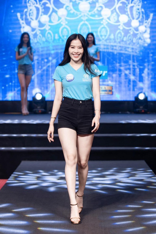 Truyền nhân của Đặng Thu Thảo qua rồi thời &#34;phát tướng&#34;, có ưu điểm hình thể bao Hoa hậu đổ tiền mua - 5