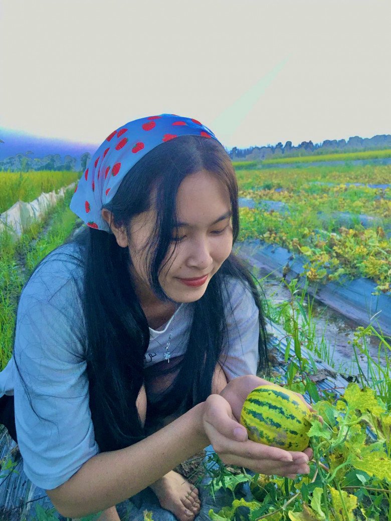 Phát hiện nữ luật sư 2K đẹp chẳng khác trên phim, nét đẹp tri thức và nhân ái còn rạng ngời hơn gấp bội - 12