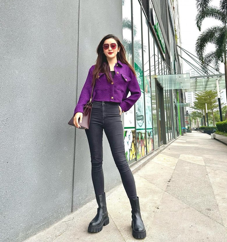 Mỹ nhân ngủ gật triệu like, được báo Trung khen là &#34;Quốc bảo Việt Nam&#34;, ăn mặc toát &#34;mùi tiền&#34; - 13