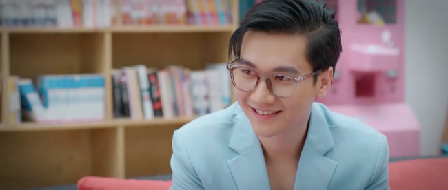 &#34;Khách Vip&#34; trong phim giờ vàng VTV: Á hậu tát chồng cũng không &#34;rần rần&#34; bằng người hùng U23 Việt Nam - 4