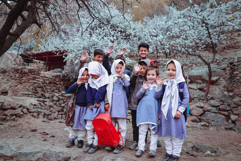 Mê mẩn những thiên thần xinh xinh, thơ ngây nép mình sau dãy tuyết sơn ở Pakistan - 16