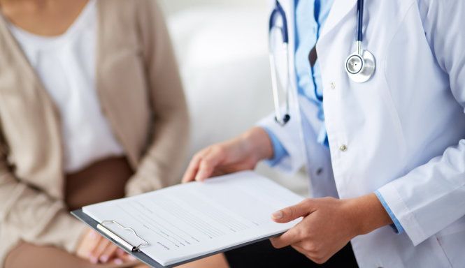 Ngành nghề HOT tại Việt Nam: Là trợ lý đắc lực của đội ngũ bác sĩ, cơ hội việc làm rộng mở, lương khởi điểm lên đến 10 triệu đồng/tháng - 3