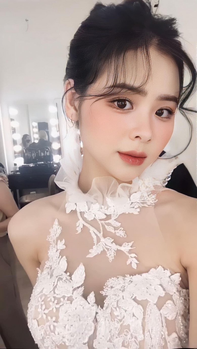 Hoa khôi bóng chuyền &#34;đá sân&#34; thi Hoa hậu, hội tụ combo giật giải các đường đua nhan sắc - 3