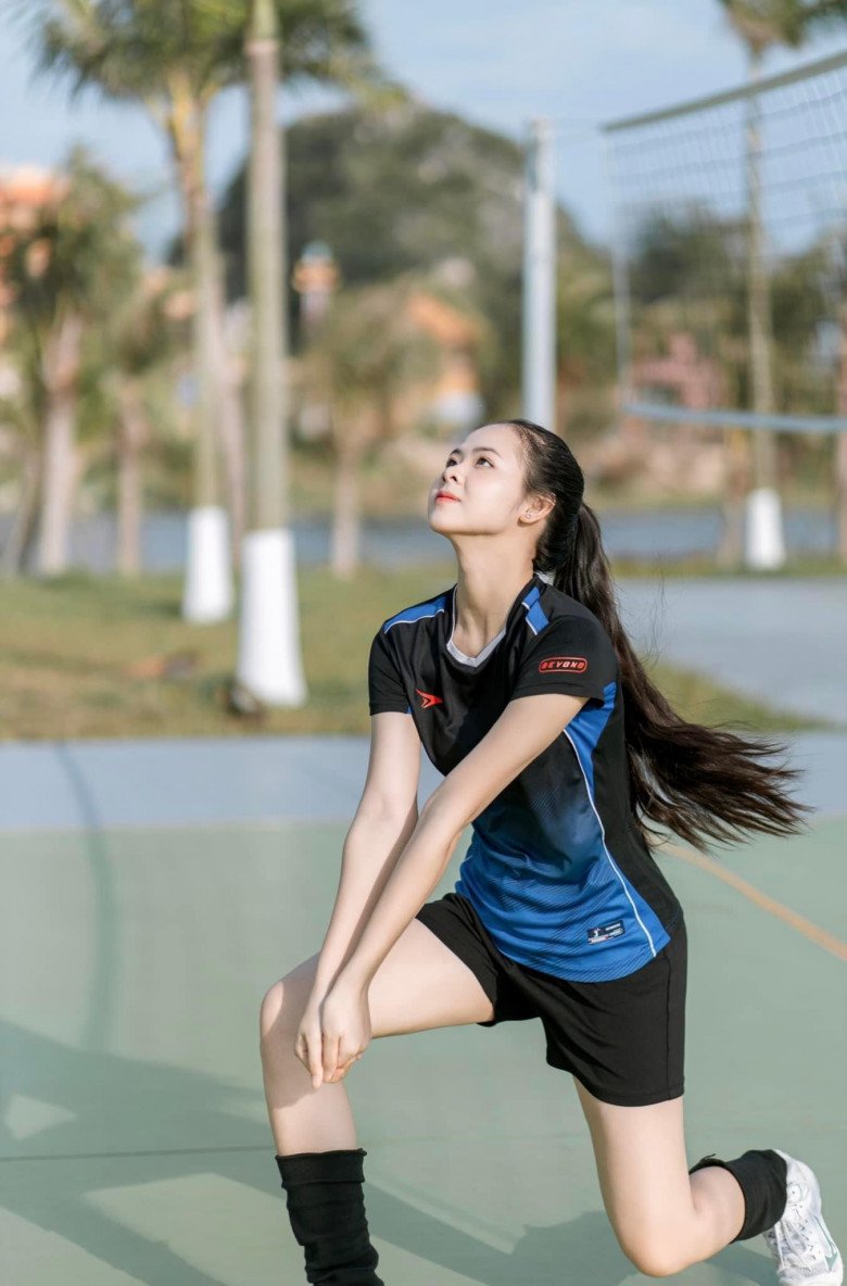 Hoa khôi bóng chuyền &#34;đá sân&#34; thi Hoa hậu, hội tụ combo giật giải các đường đua nhan sắc - 10