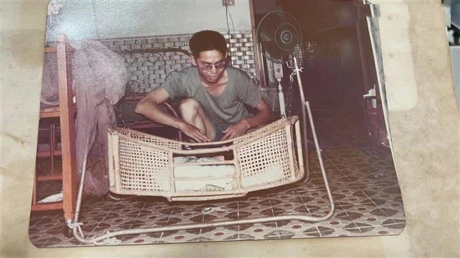 Bị con chồng cấm đến tang lễ, người vợ trong chuyện tình ông - cháu nhận kết cục đáng buồn - 6