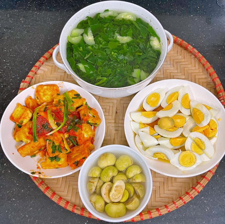 Mẹ đảm gợi ý loạt thực đơn nhanh gọn trong nửa tháng, bữa nào cũng ngon nấu chỉ 30-45 phút là xong ngay - 11
