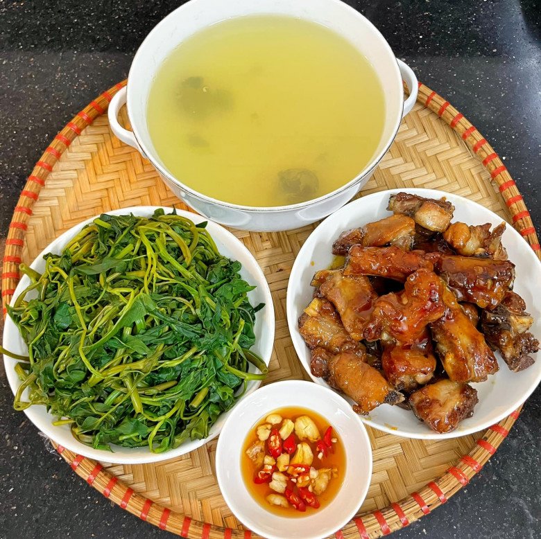 Mẹ đảm gợi ý loạt thực đơn nhanh gọn trong nửa tháng, bữa nào cũng ngon nấu chỉ 30-45 phút là xong ngay - 10