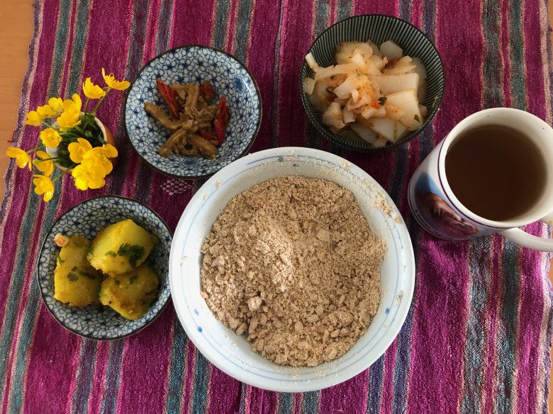 Tây Tạng có đặc sản gì mà ai cũng mê đắm: 8 món ăn chỉ có ở Tây Tạng ngon &#34;nuốt lưỡi&#34; - 2